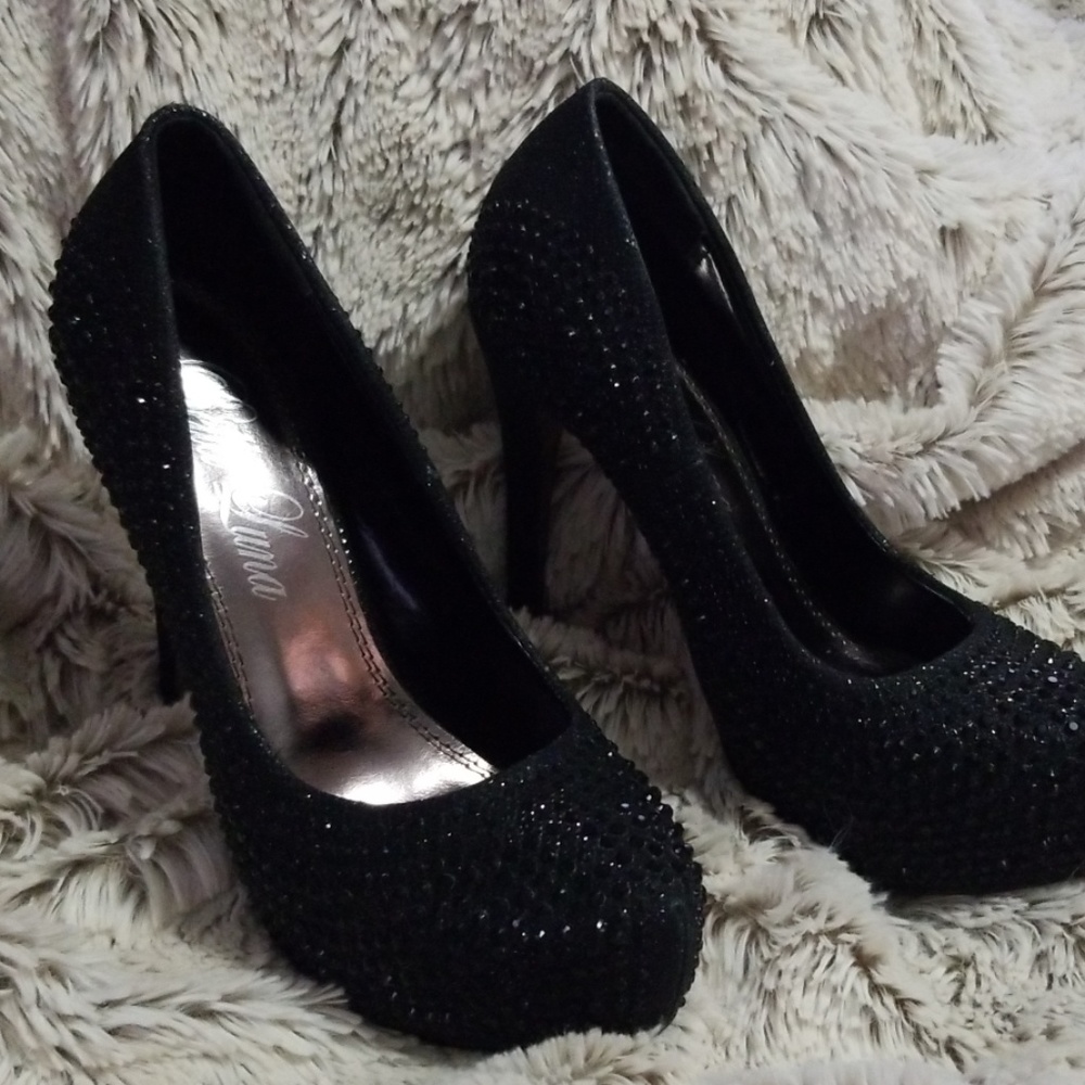 Black heels
